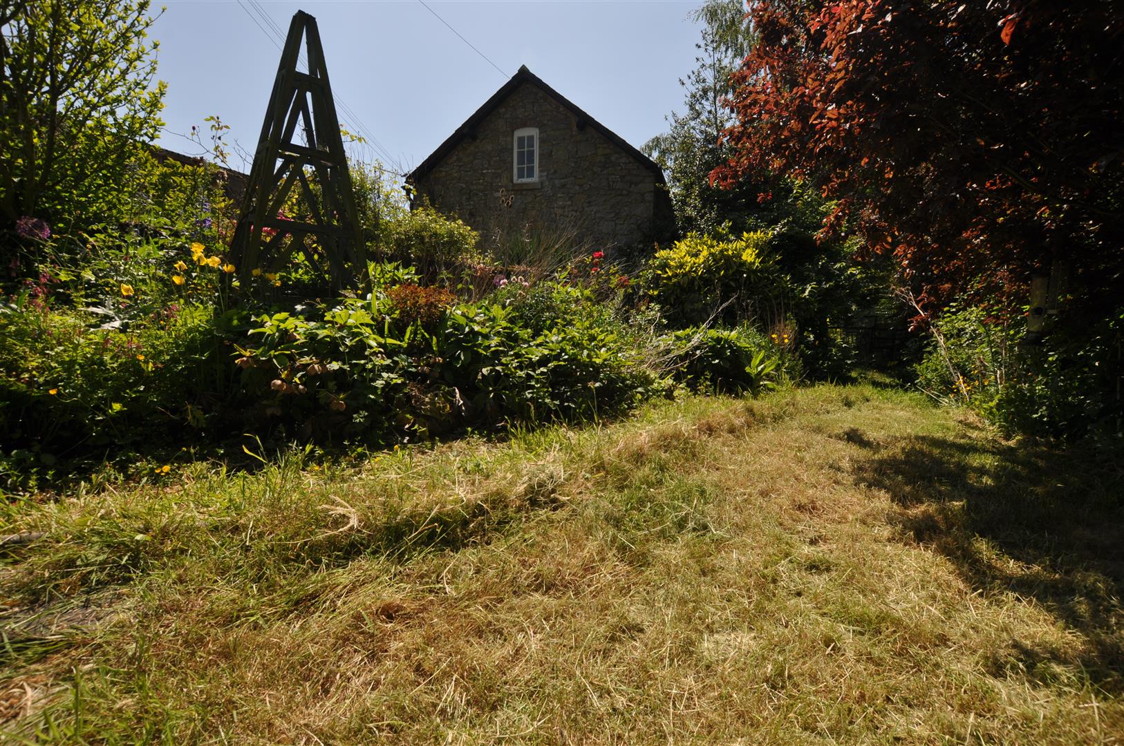 Segrwyd Isa Cottage Lawnt, Denbigh Clough & Co